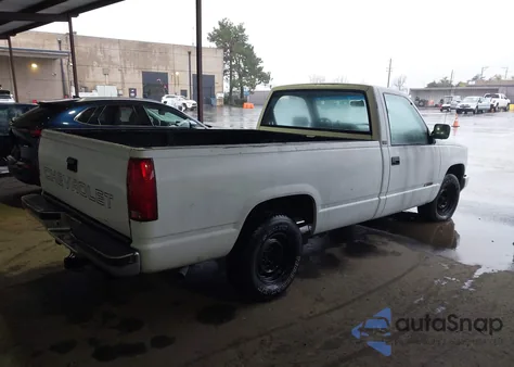 1988 Chevrolet Gmt-400 C1500 z USA, uszkodzony, nr VIN 1GCDC14H2JE101026